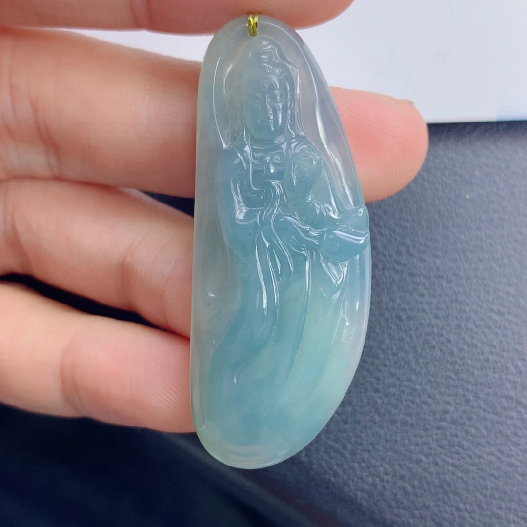 翡翠颈饰未镶嵌观音