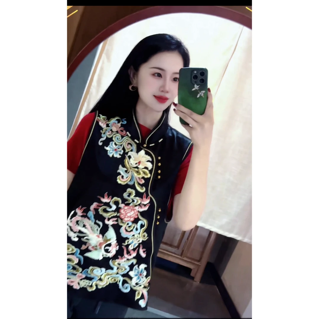 云鸢  芳华设计新中式重工醋酸刺绣马甲时尚百搭款马甲FH-A0159