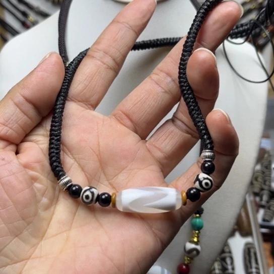 C***森玛瑙/玉髓未镶嵌颈饰