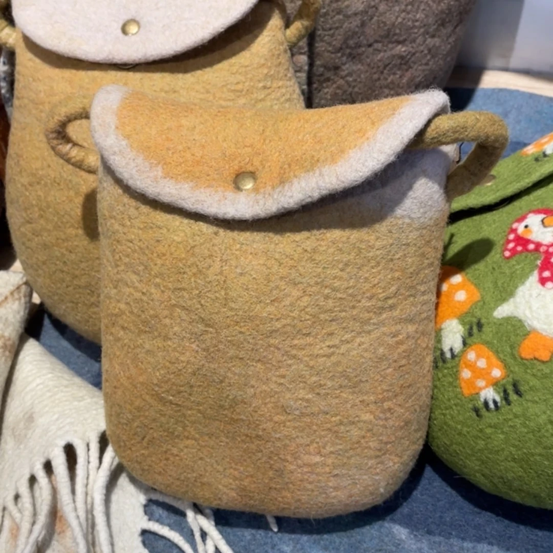 温*?景德镇手工陶瓷杯