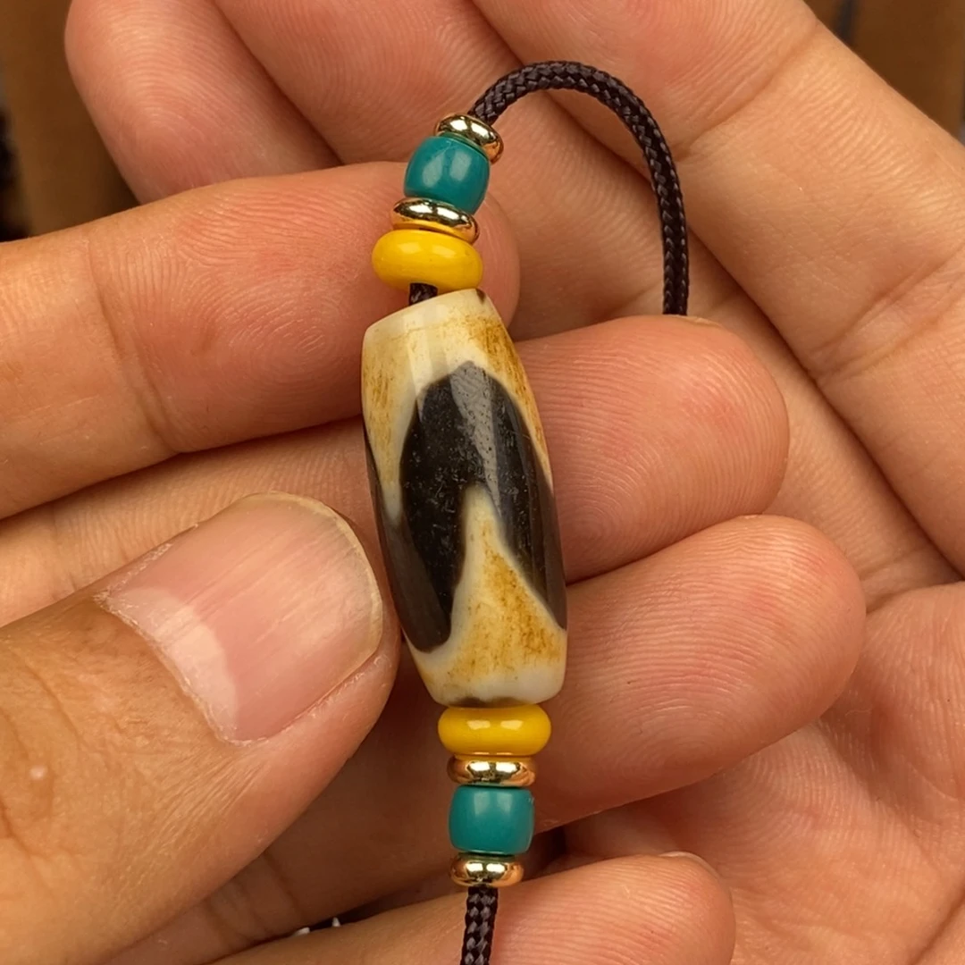 ****陈玛瑙/玉髓吊坠(赠链)未镶嵌