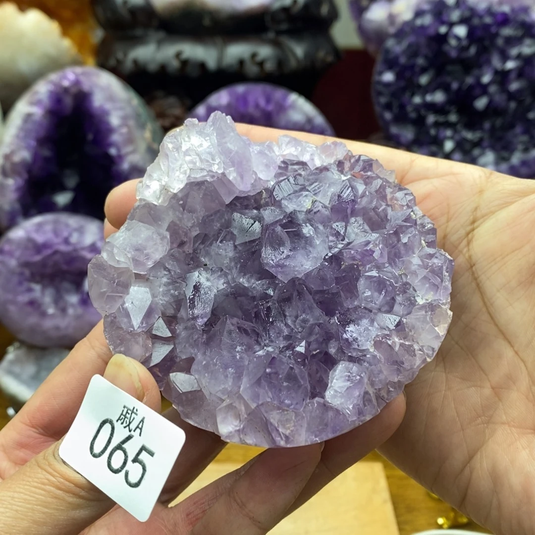 未镶嵌水晶大型摆件（非配饰）