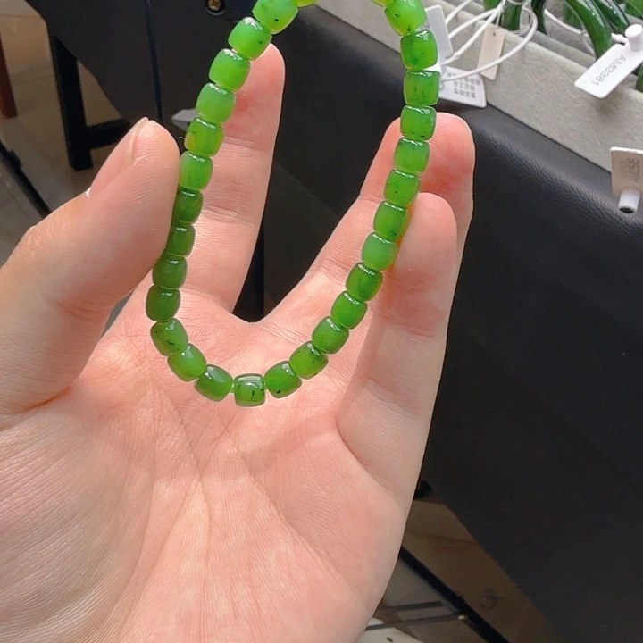 手串未镶嵌和田玉（碧玉）