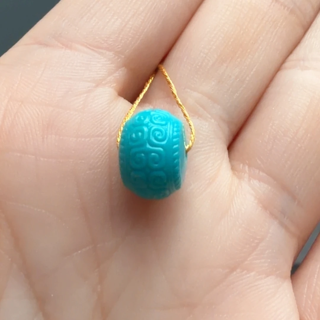 绿松石未镶嵌颈饰