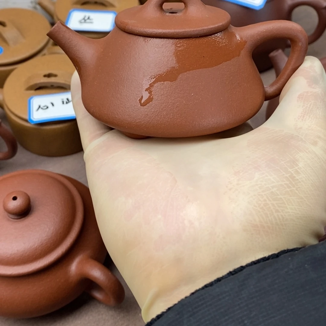 紫砂茶壶风**起紫砂壶石瓢