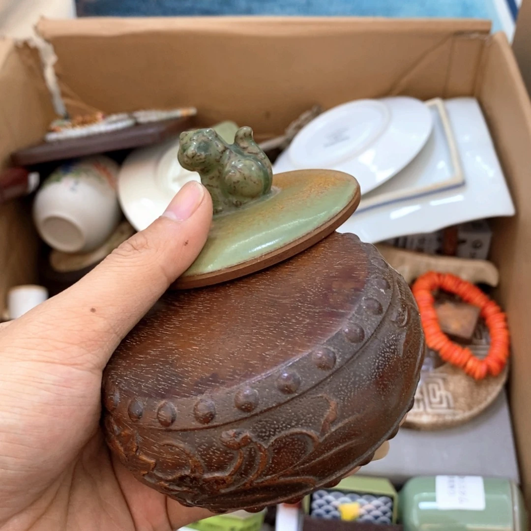 瓷片哈哈哈哈太开心哈哈