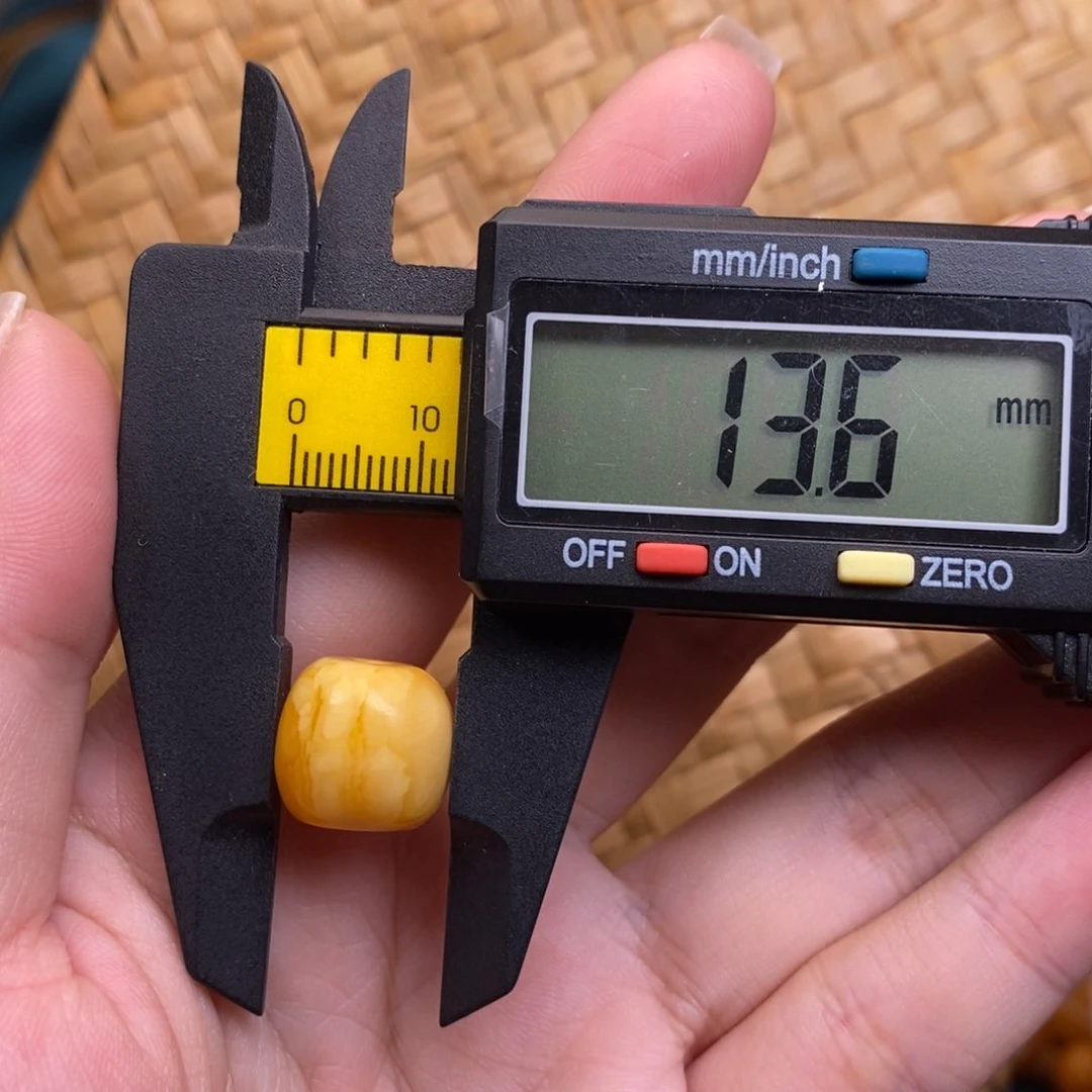 未镶嵌琥珀裸石蜜蜡T