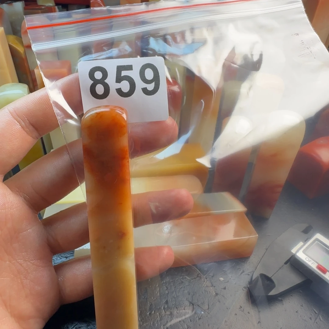 ****老挝石hjbnnnknmmmmm