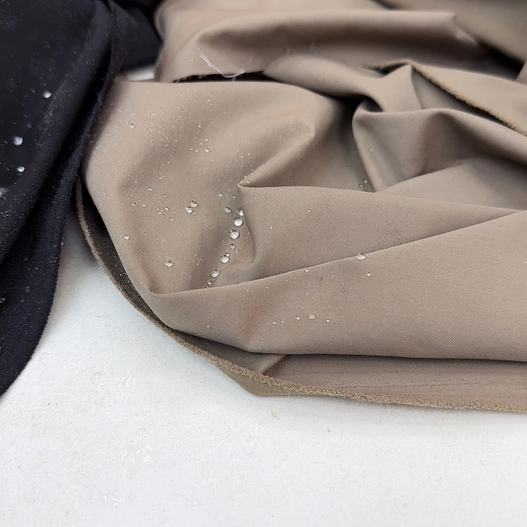 混纺进口棕色冲锋衣面料2米