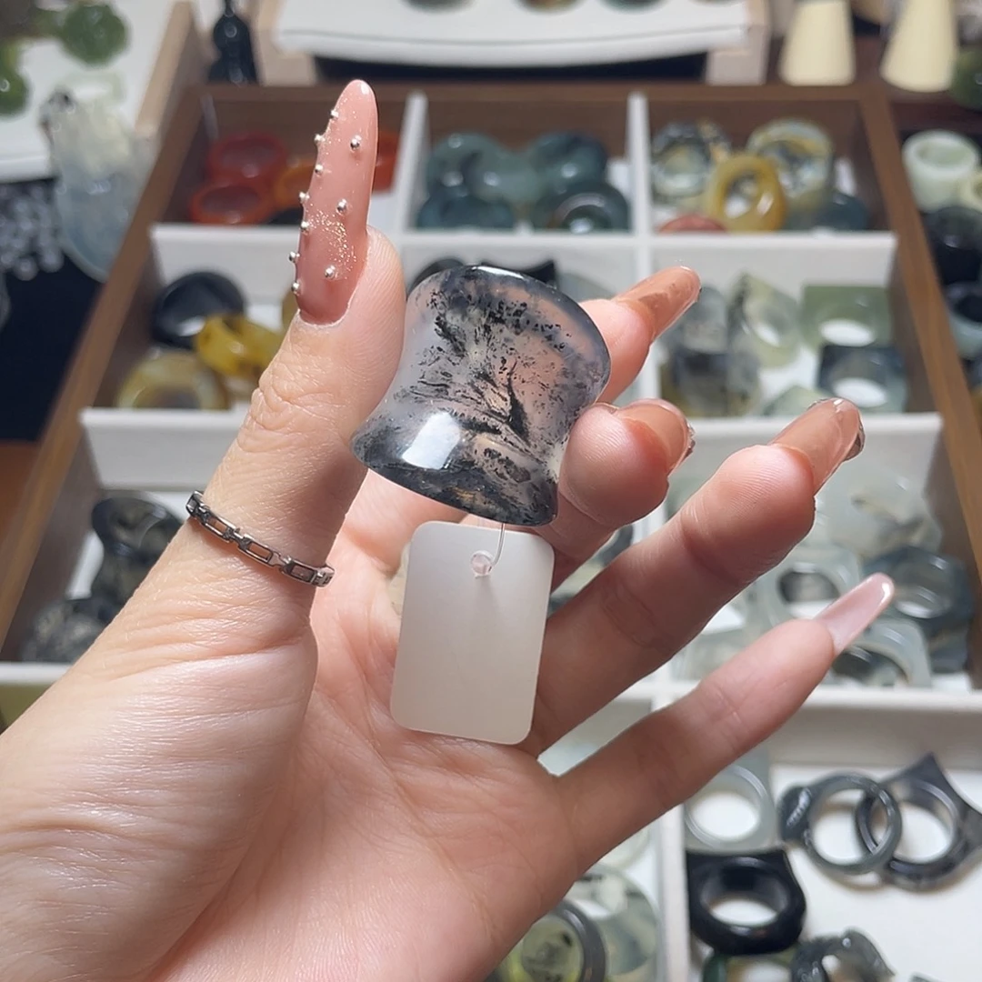 蛇纹石玉未镶嵌戒指17.0