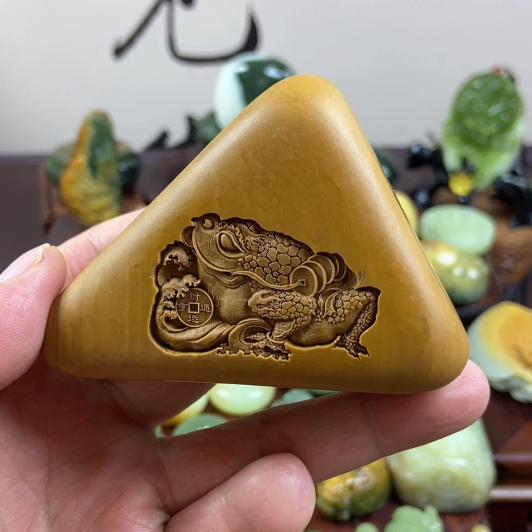 未镶嵌摆件木变石