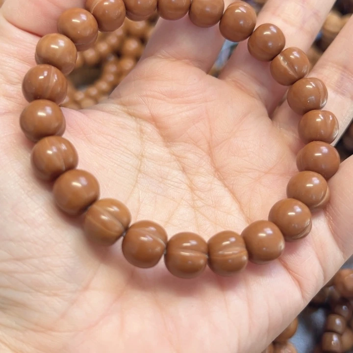 10左右皮桃手串单圈