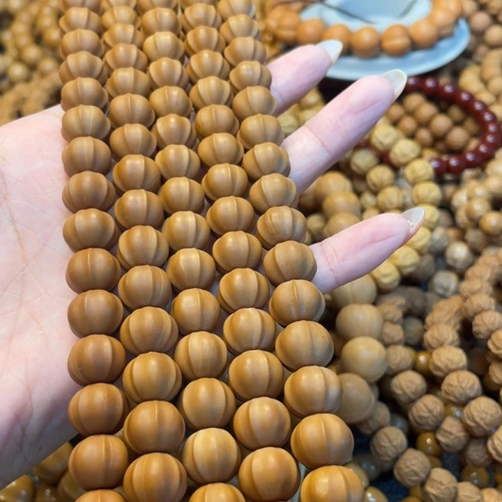 猴头微暇哑光小鲨鱼手串