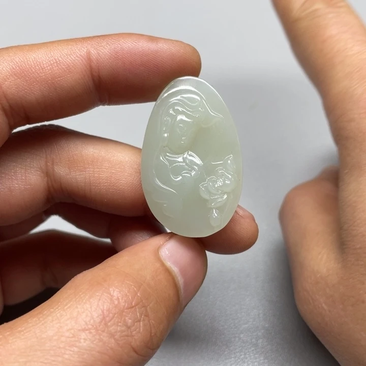 和田玉吊坠(不含链)未镶嵌大*兔