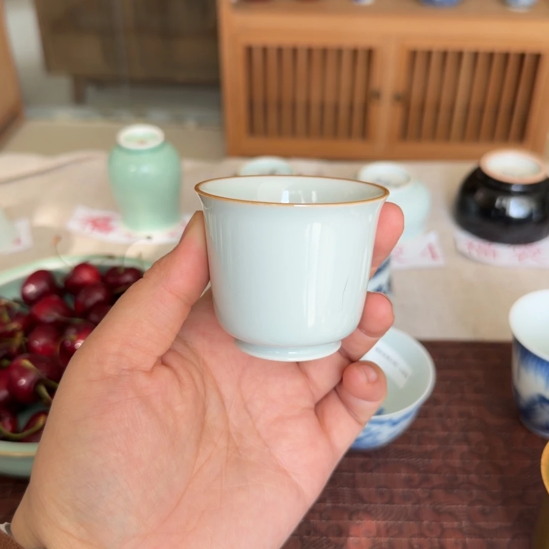 瓷片回来了可口可乐咯哦来咯哦哦哦哦哦