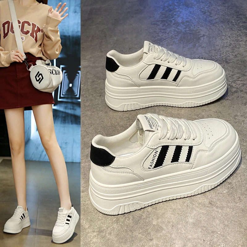 爆款小白鞋女厚底2025春季新款百搭透气运动鞋松糕显瘦休闲板鞋女