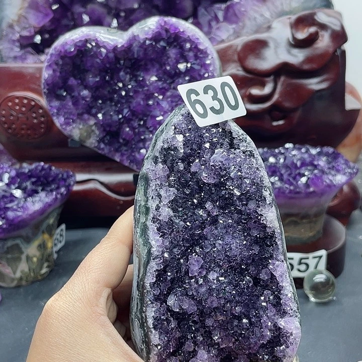 水晶大型摆件（非配饰）未镶嵌