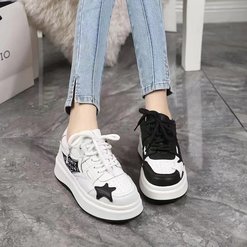 潮流女鞋小白鞋春秋款休闲运动板鞋软底透气设计