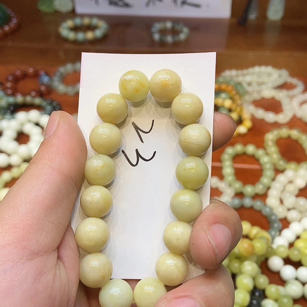 蛇纹石玉未镶嵌20米以下默认微瑕，不退不换