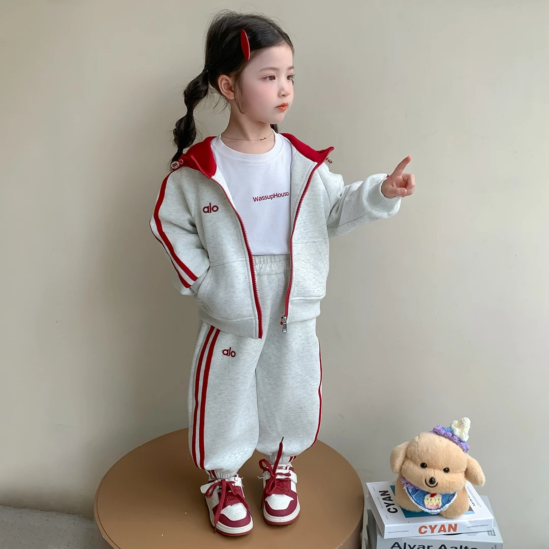 女童休闲套装洋气儿童时髦连帽卫衣卫裤两件套小女孩宝宝秋装2025