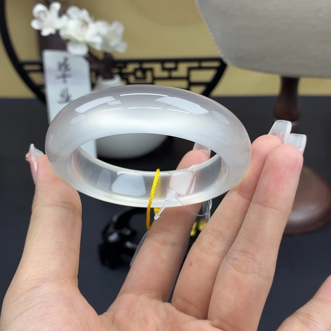 石英质玉未镶嵌手镯