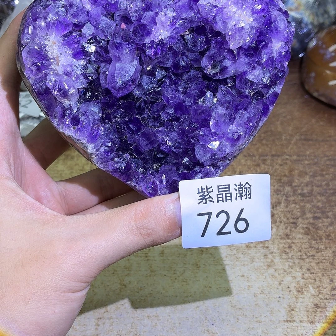 未镶嵌水晶大型摆件（非配饰）