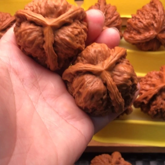 用***8文玩核桃吊坠核桃