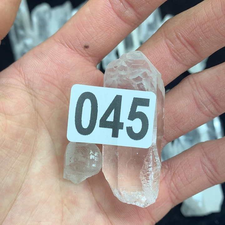 水晶喜马水晶未镶嵌m****?