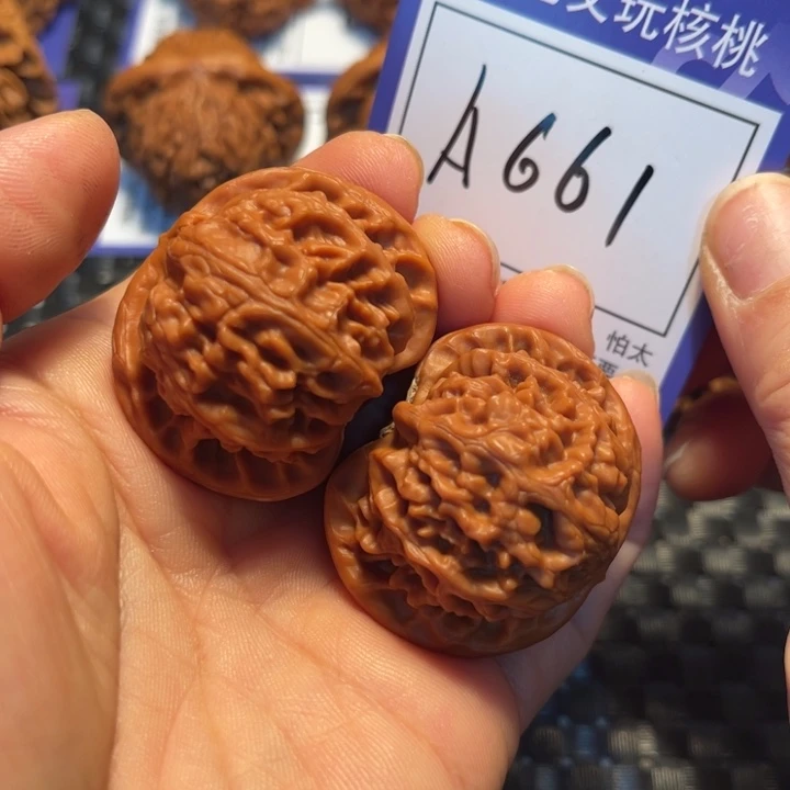 文玩核桃把件40宫灯A661