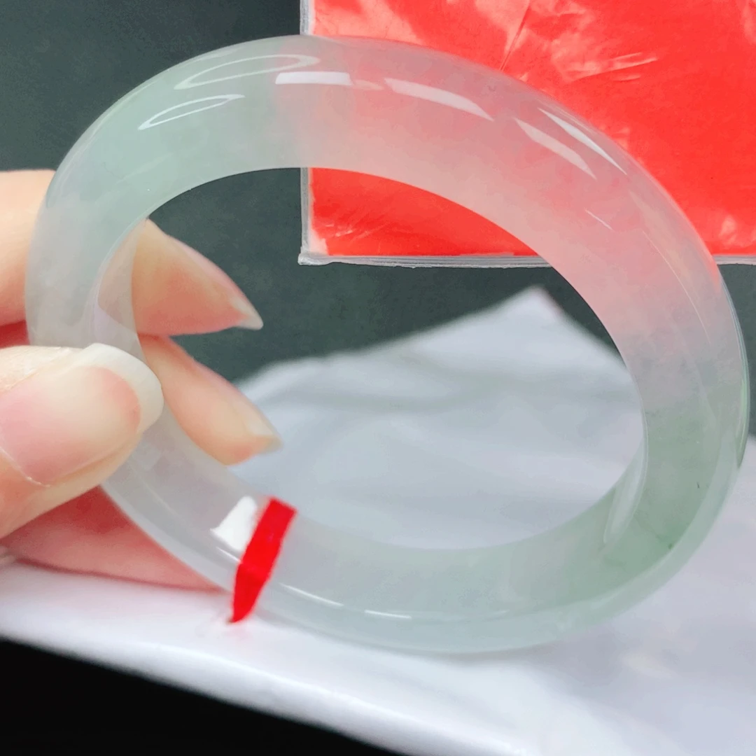 翡翠未镶嵌手镯53圈