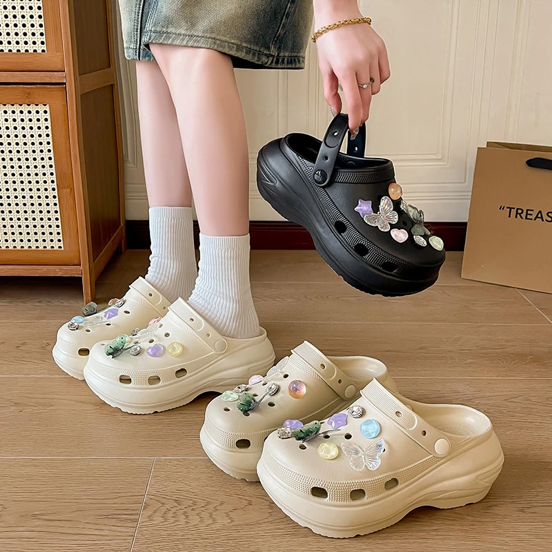 甜美少女心蝴蝶结水钻洞洞鞋女外穿2025春季新款厚底防滑包头拖鞋