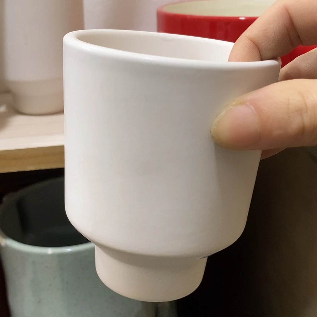 杯子陶盆有孔 瑕疵介意勿拍