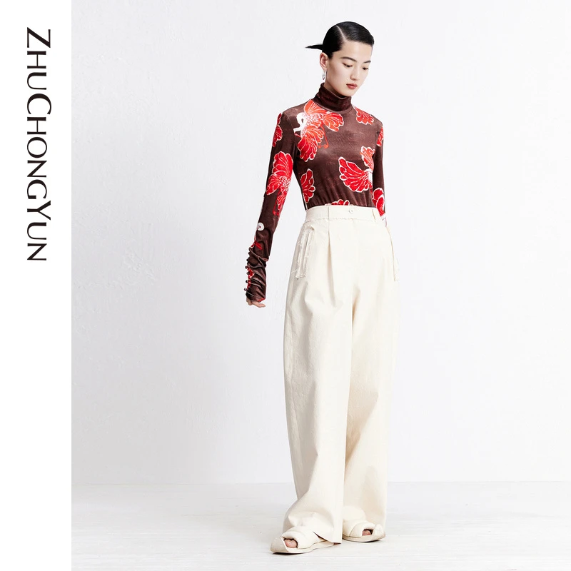 【水灯芸彩】ZHUCHONGYUN2023新款云鹳印花绒面修身打底衫C1DE33651