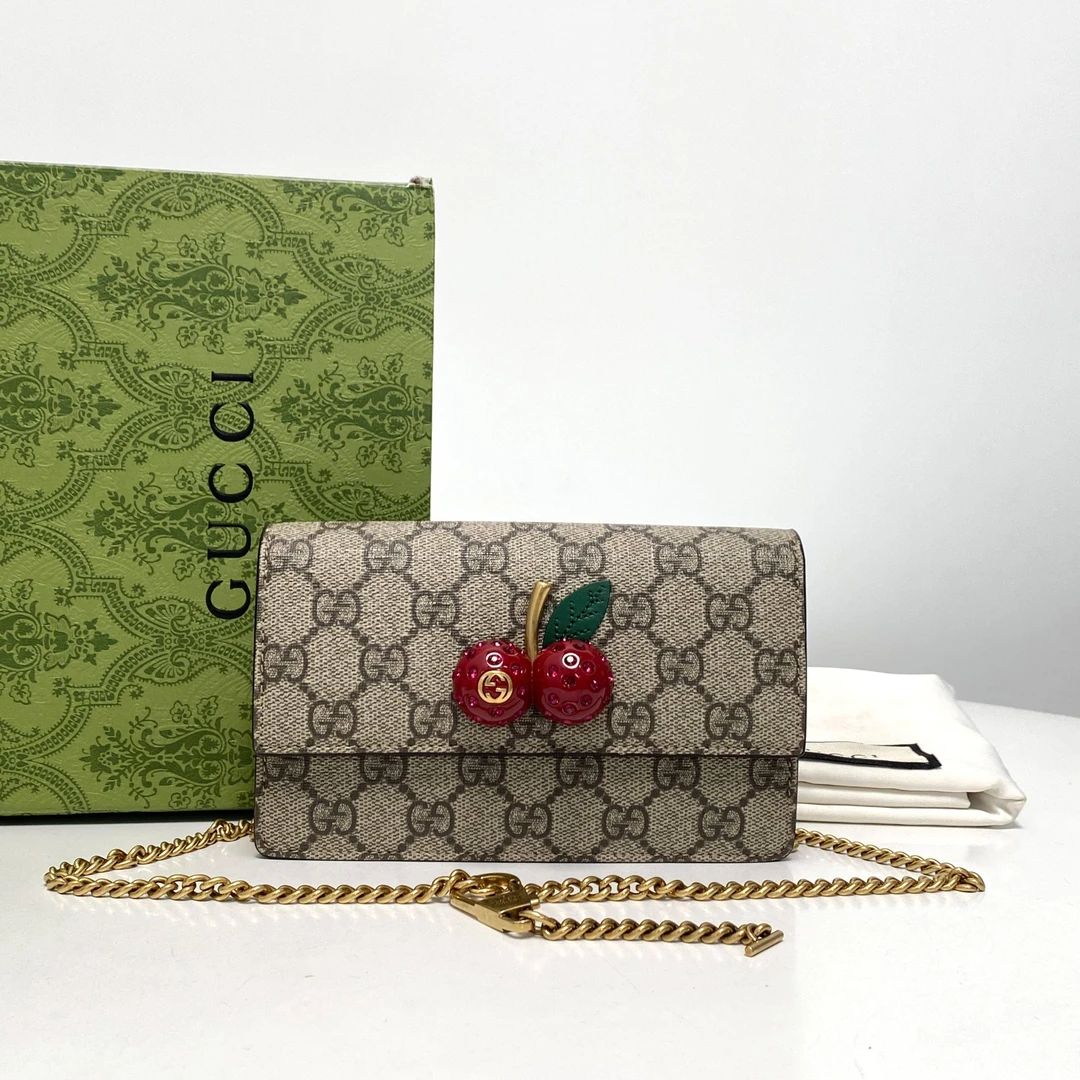 胖虎安安/古驰/95新/公价0/箱包/斜挎包/312412310136