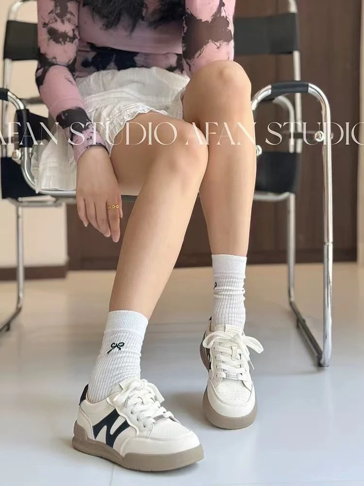 2025百搭休闲小板鞋拼色