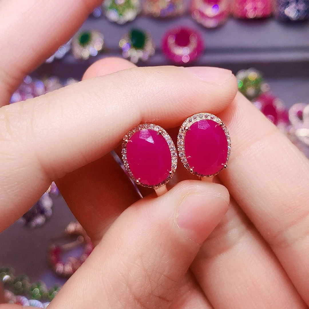 银S925镶嵌耳饰红宝石?****?