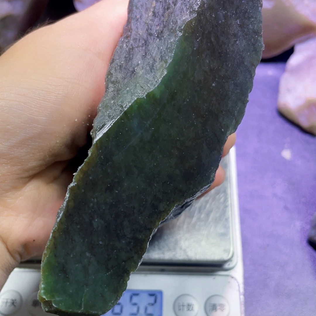 和田玉未镶嵌珠宝半成品