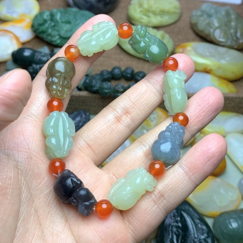 【闪购商品】颈饰未镶嵌和田玉天*1