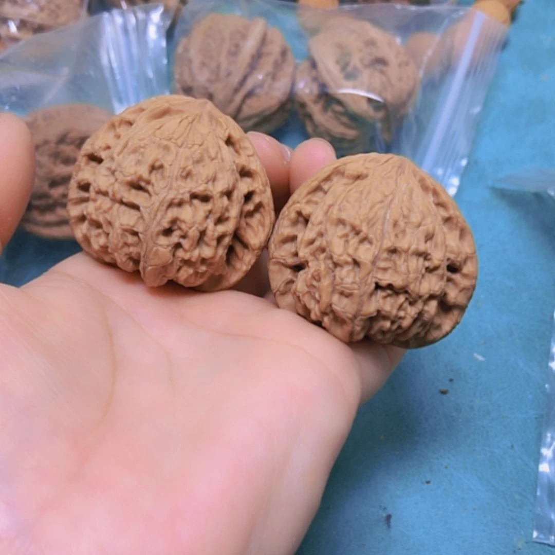 【闪购商品】把件核桃43虎头王全品