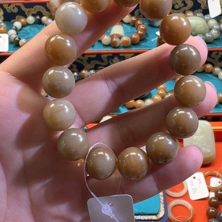 和田玉（糖玉）未镶嵌手链