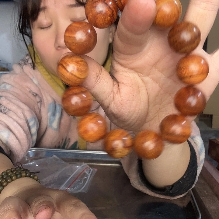 @***见成套家具紫檀木类海皇1.8哈哈哈哈哈哈哈