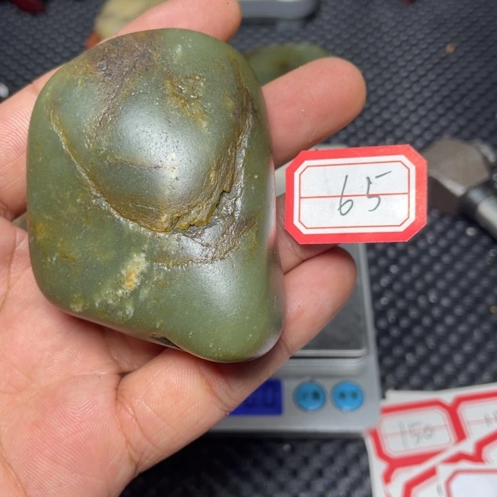 颈饰未镶嵌和田玉65