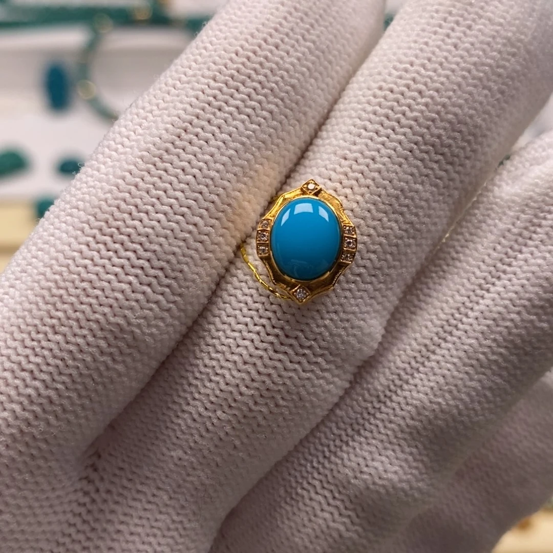 绿松石18K金镶嵌珠宝奇石背云9.6mm