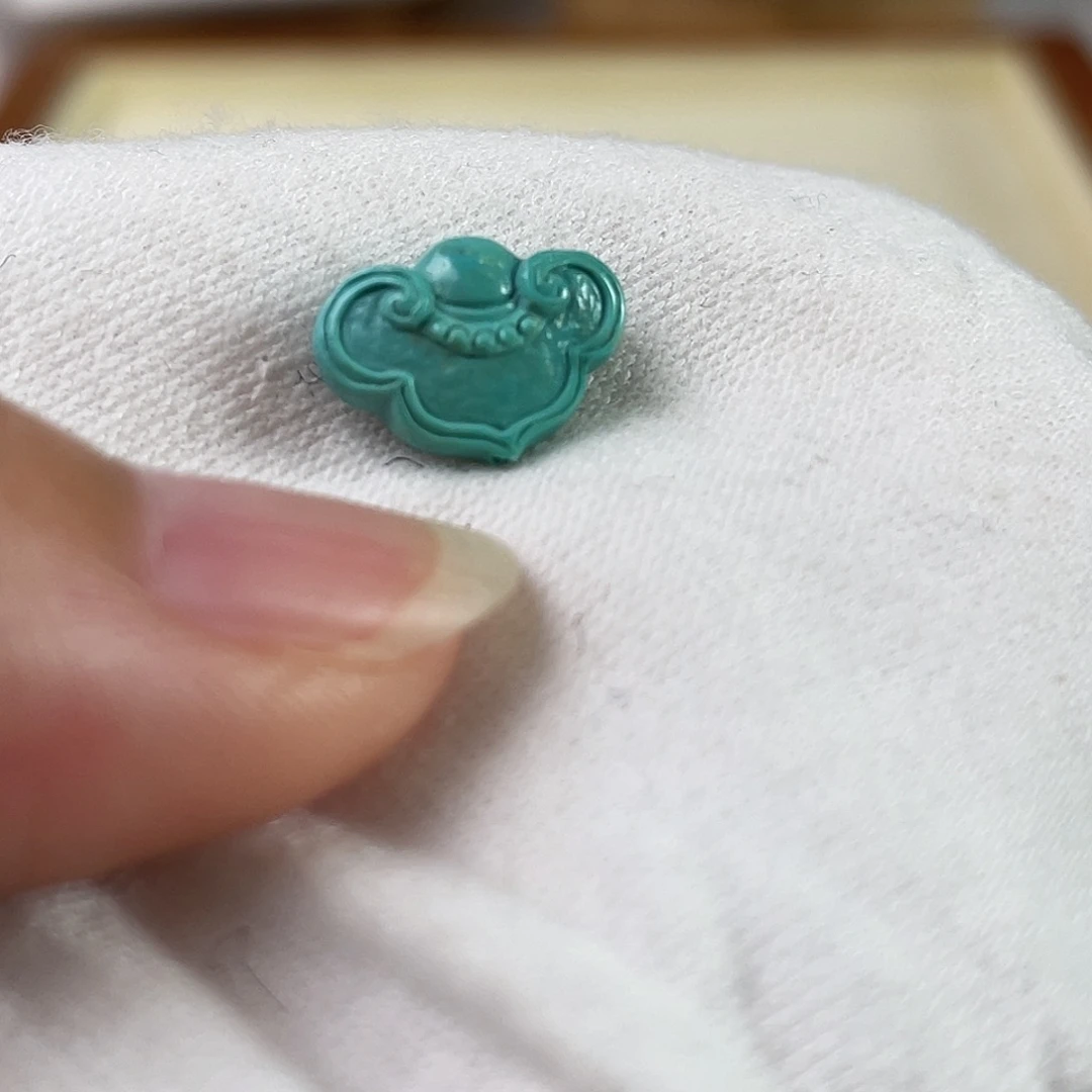 绿松石未镶嵌配饰