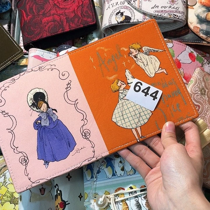 织绣小****子A7带方格纸644。