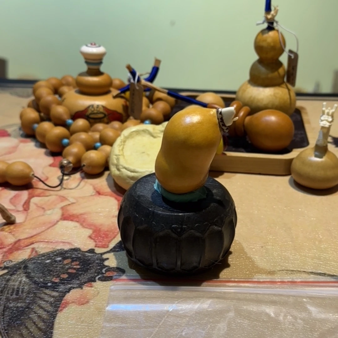 L***h哈哈哈哈哈哈哈哈哈哈哈