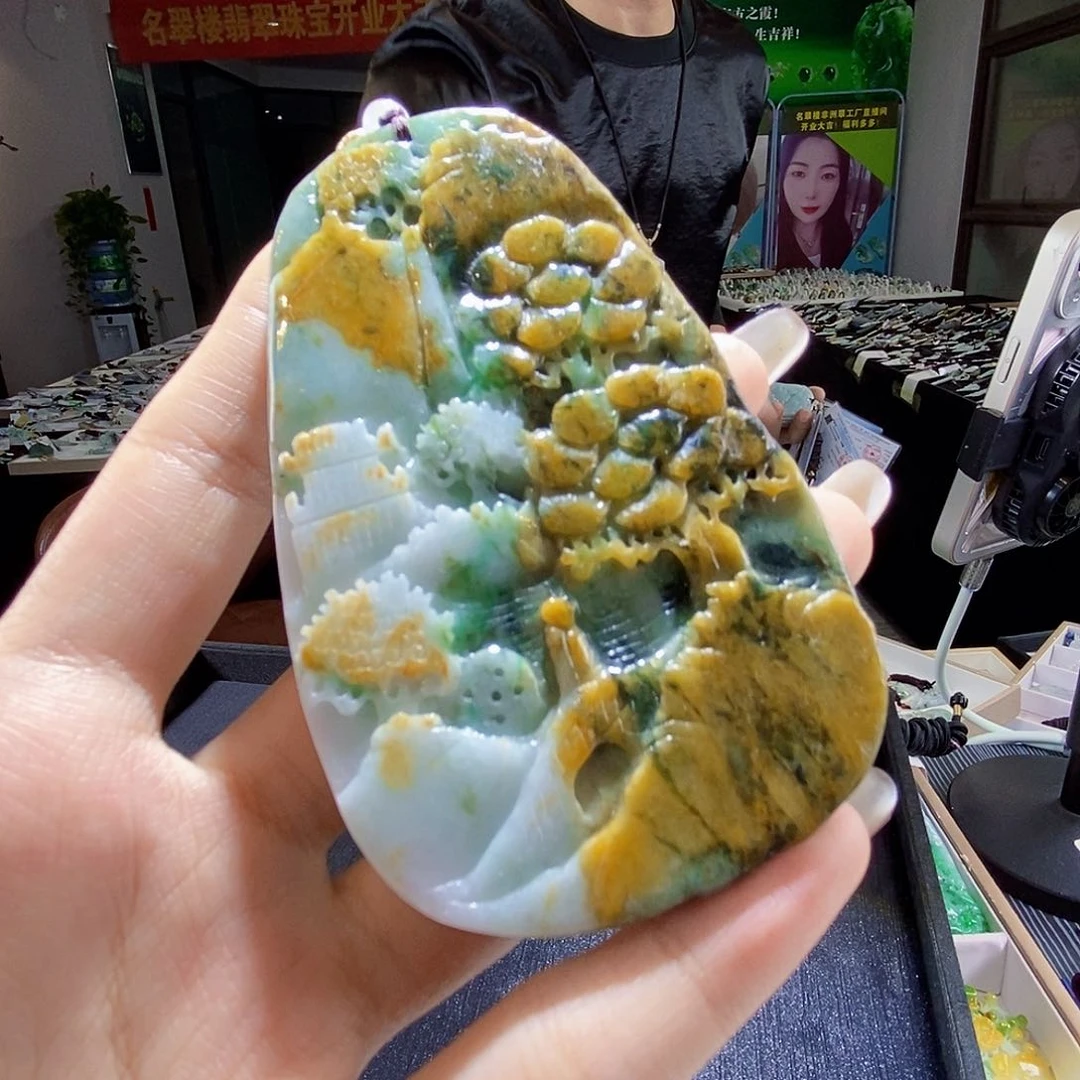 颈饰未镶嵌翡翠翡翠