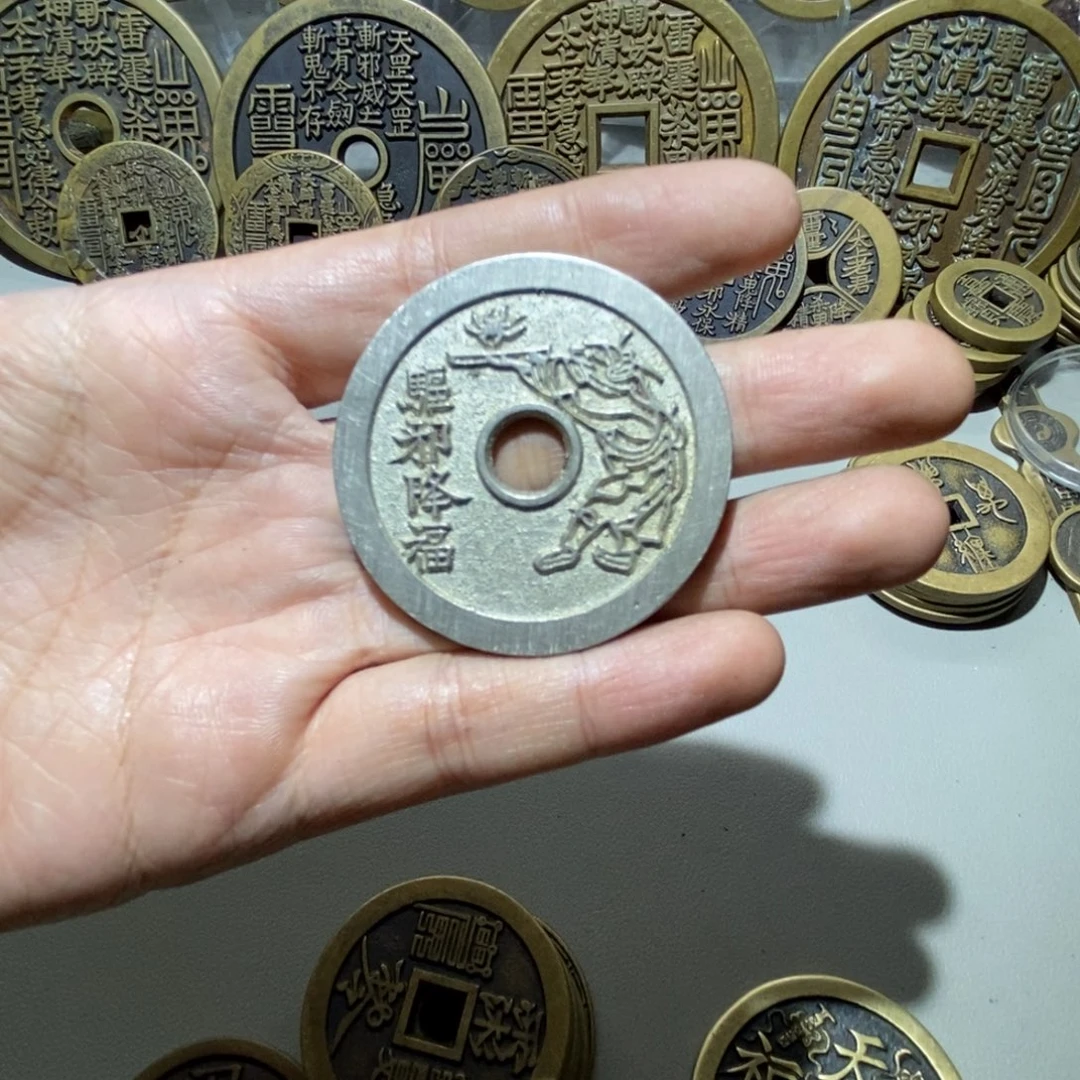 铜一物一拍现代工艺品