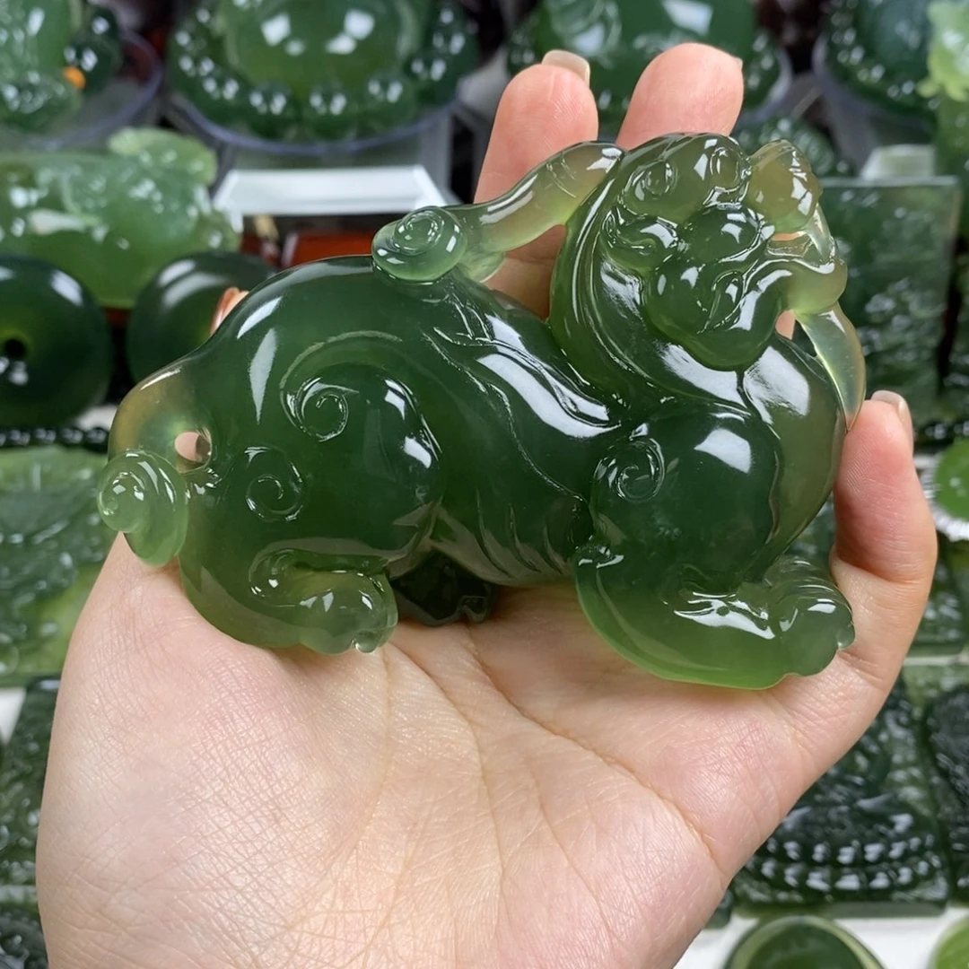 青***春岫玉未镶嵌手把件手把件