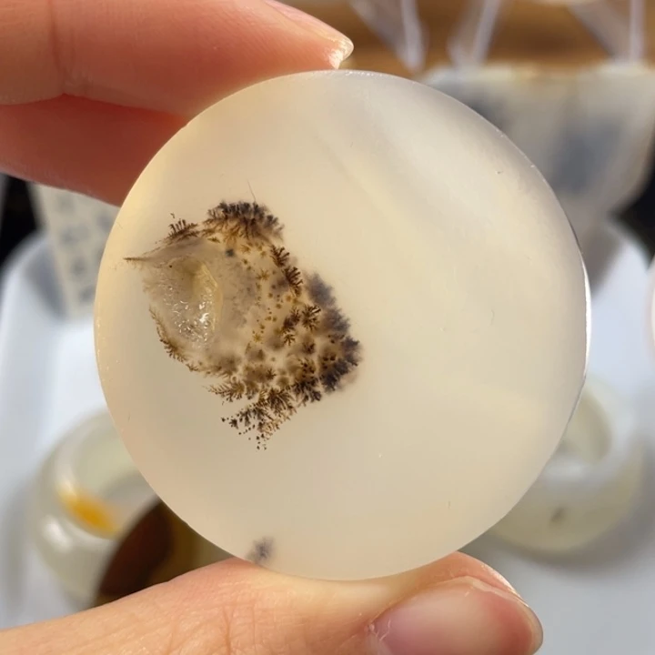 玛瑙/玉髓未镶嵌牌子